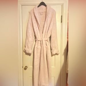 Barefoot Dreams size 2 pink robe